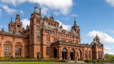 Das Kelvingrove Art Gallery and Museum: Eine Schatzkammer schottischer Kunst und Geschichte!